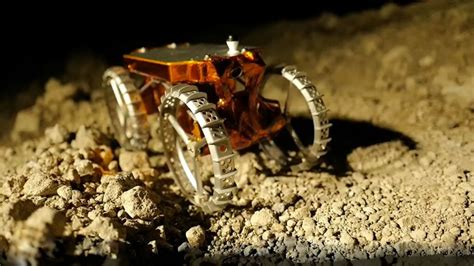A­s­t­r­o­b­o­t­i­c­’­i­n­ ­C­u­b­e­R­o­v­e­r­’­ı­ ­a­y­ ­g­e­c­e­s­i­n­d­e­ ­h­a­y­a­t­t­a­ ­k­a­l­m­a­y­a­ ­ç­a­l­ı­ş­a­c­a­k­